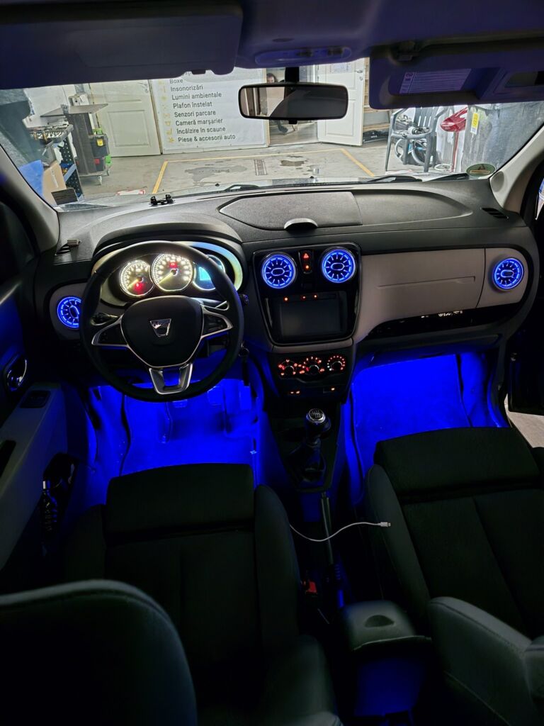 https://cslgarage.ro/stuff-to-watch/uploads/2024/06/dacia-dokker-lumini-ambientale-si-aeratoare-3-scaled.jpg – poza 3