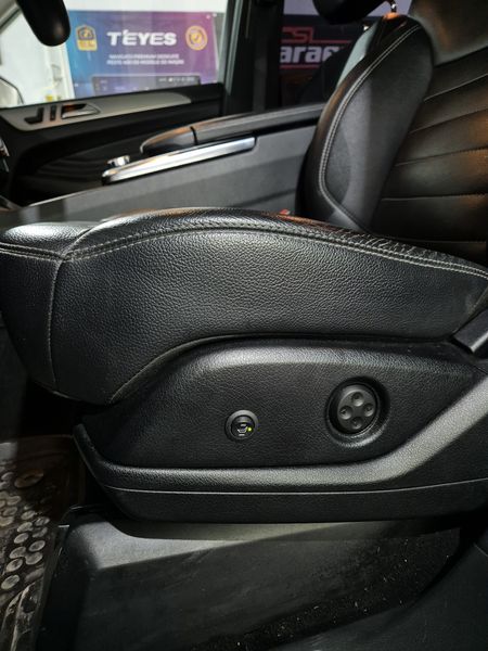 https://cslgarage.ro/stuff-to-watch/uploads/2024/06/mercedes-gle-incalzire-in-scaune-2.jpg – poza 2