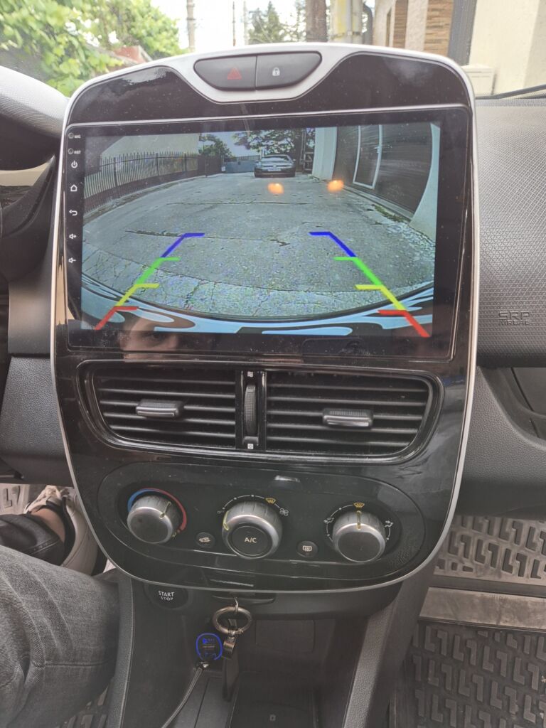 Renault Clio 4 cameră marșarier