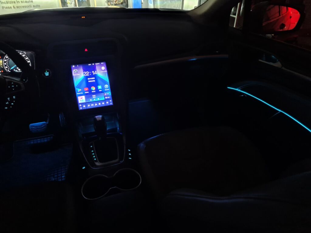 https://cslgarage.ro/stuff-to-watch/uploads/2024/07/ford-mondeo-5-navigatie-si-lumini-ambientale-5-scaled.jpg – poza 5