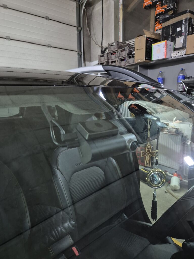 https://cslgarage.ro/stuff-to-watch/uploads/2024/08/dacia-duster-camera-dvr-3-scaled.jpg – poza 3