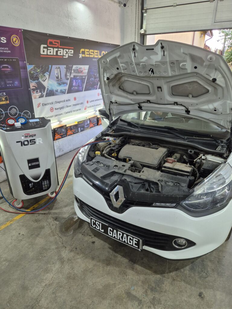 https://cslgarage.ro/stuff-to-watch/uploads/2024/10/renault-clio-4-navigatie-si-camera-dvr-13-scaled.jpg – poza 13