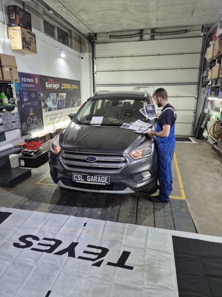 https://cslgarage.ro/stuff-to-watch/uploads/2025/12/ford-kuga-navigatie-cu-camere-360-8-scaled.jpg – poza 8