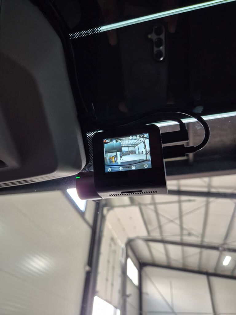 https://cslgarage.ro/stuff-to-watch/uploads/2026/06/dacia-logan-3-camera-dvr-1.jpeg – poza 1